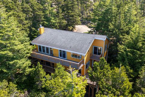 400 Highland Drive Oceanside OR 97134