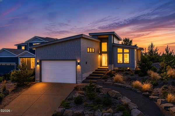 557 SEA VIEW DR, MANZANITA, OR 97130 - Image 8411adf3b699f3e4e11a94c8af14925f/3629635826