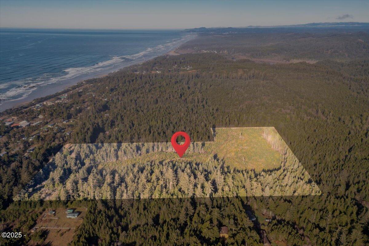 TL 1300 NW Park View Street