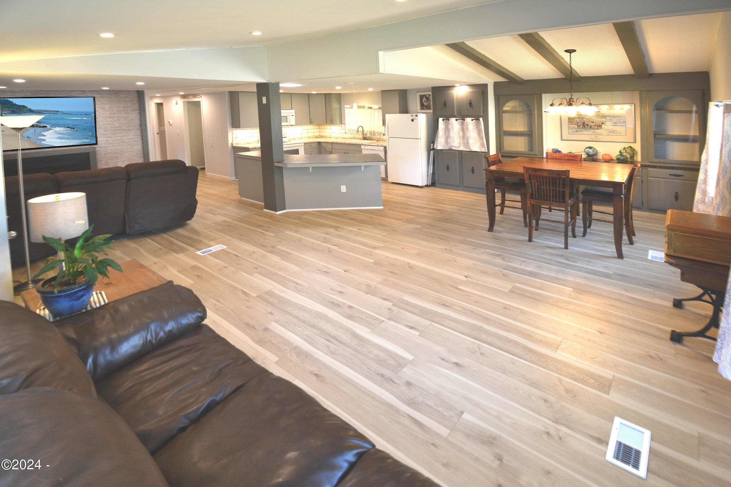 3550 Sea Mist Avenue