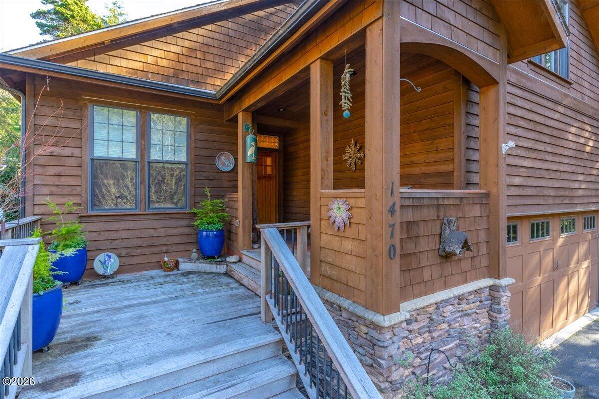 1470 SW Tintinnabulary Place