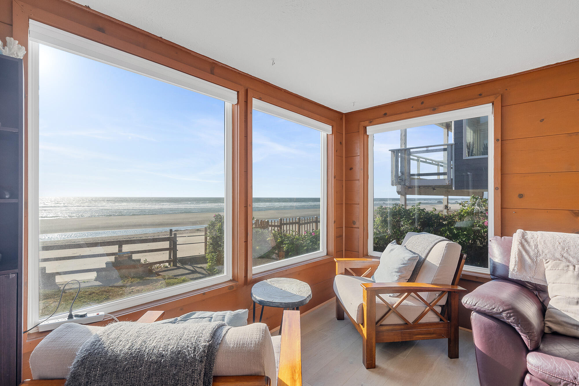 3215 NW Inlet Avenue