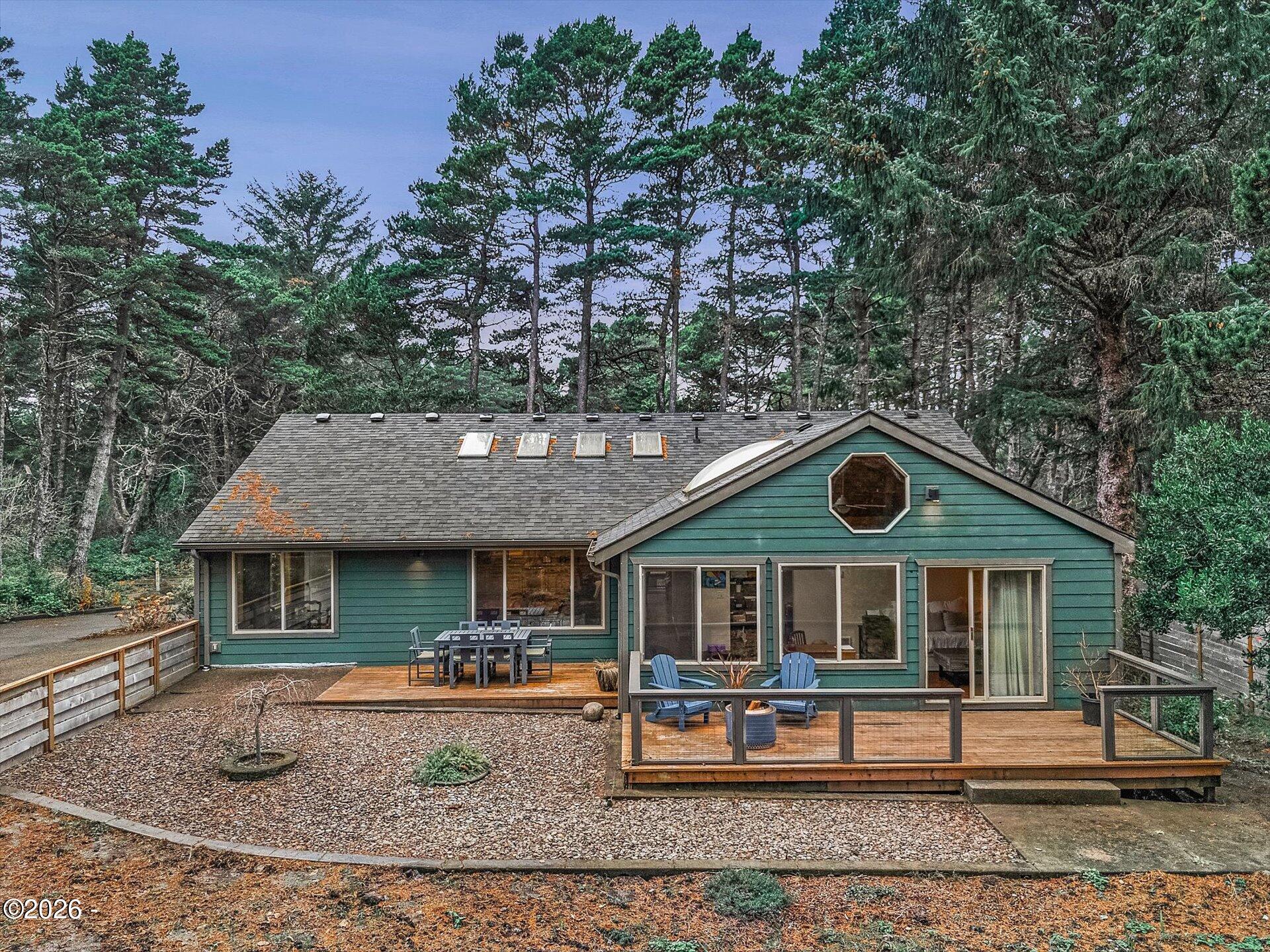 5515 NE Barclay Avenue