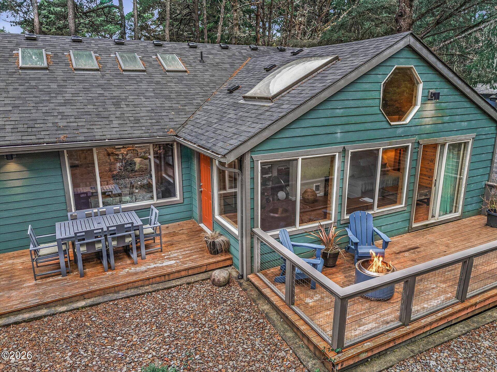 5515 NE Barclay Avenue