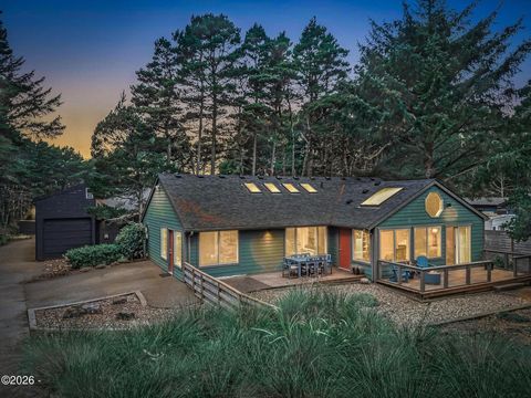 5515 NE Barclay Avenue Yachats OR 97498