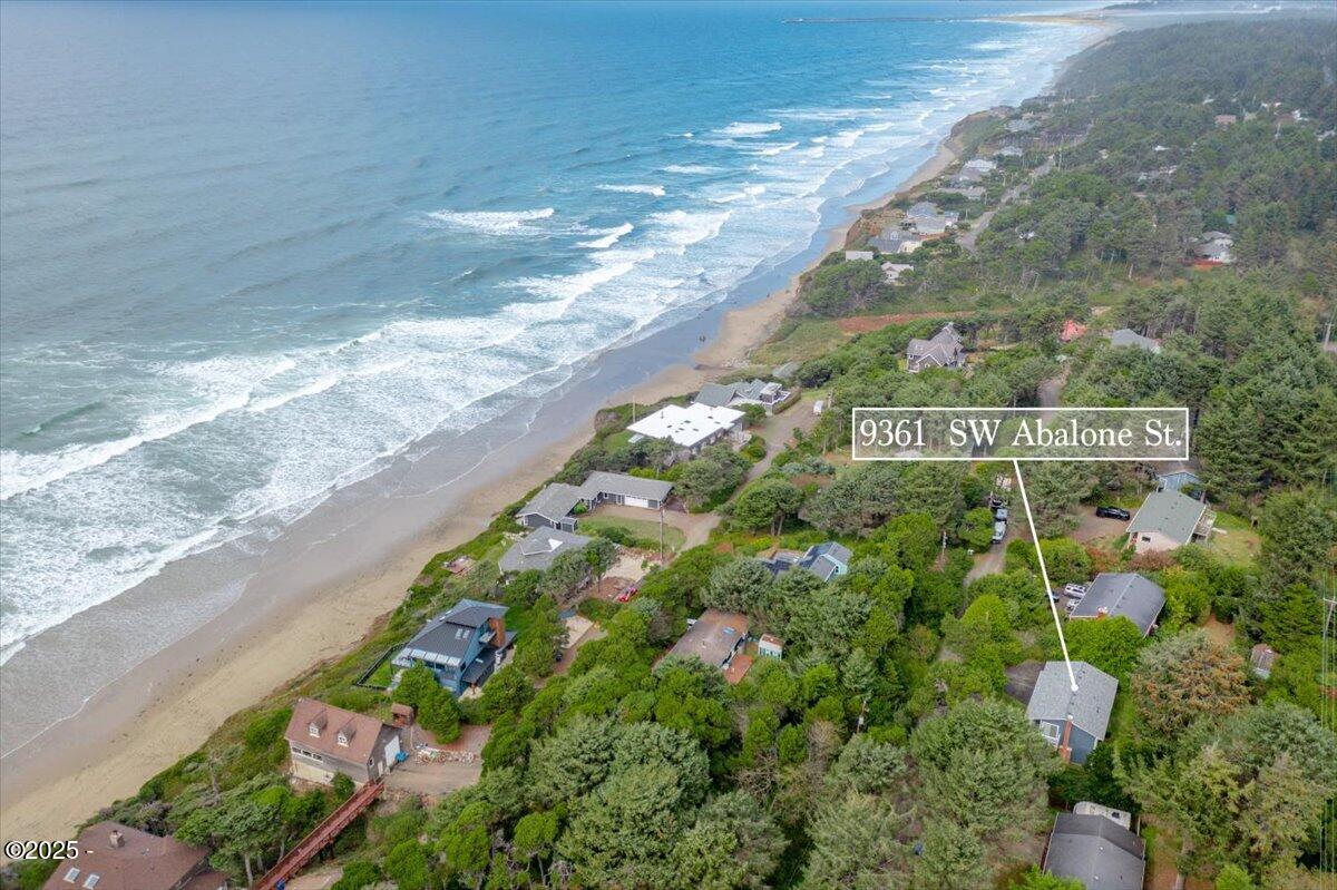 9361 SW Abalone Street