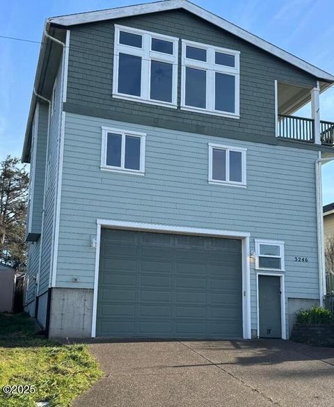 3246 NW Mast Avenue Lincoln City OR 97367