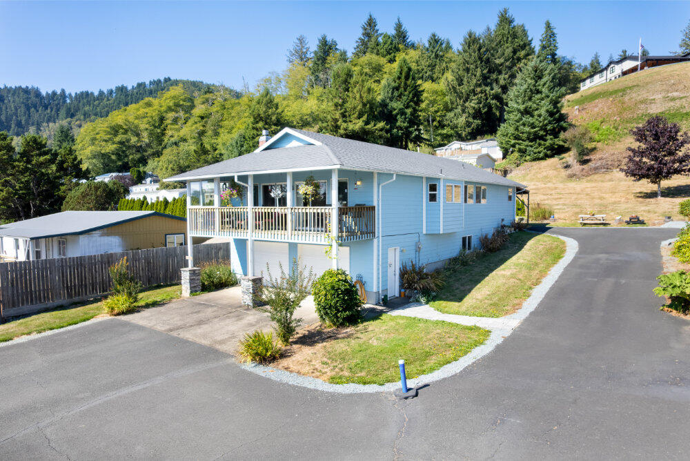 117 Driftwood Avenue E