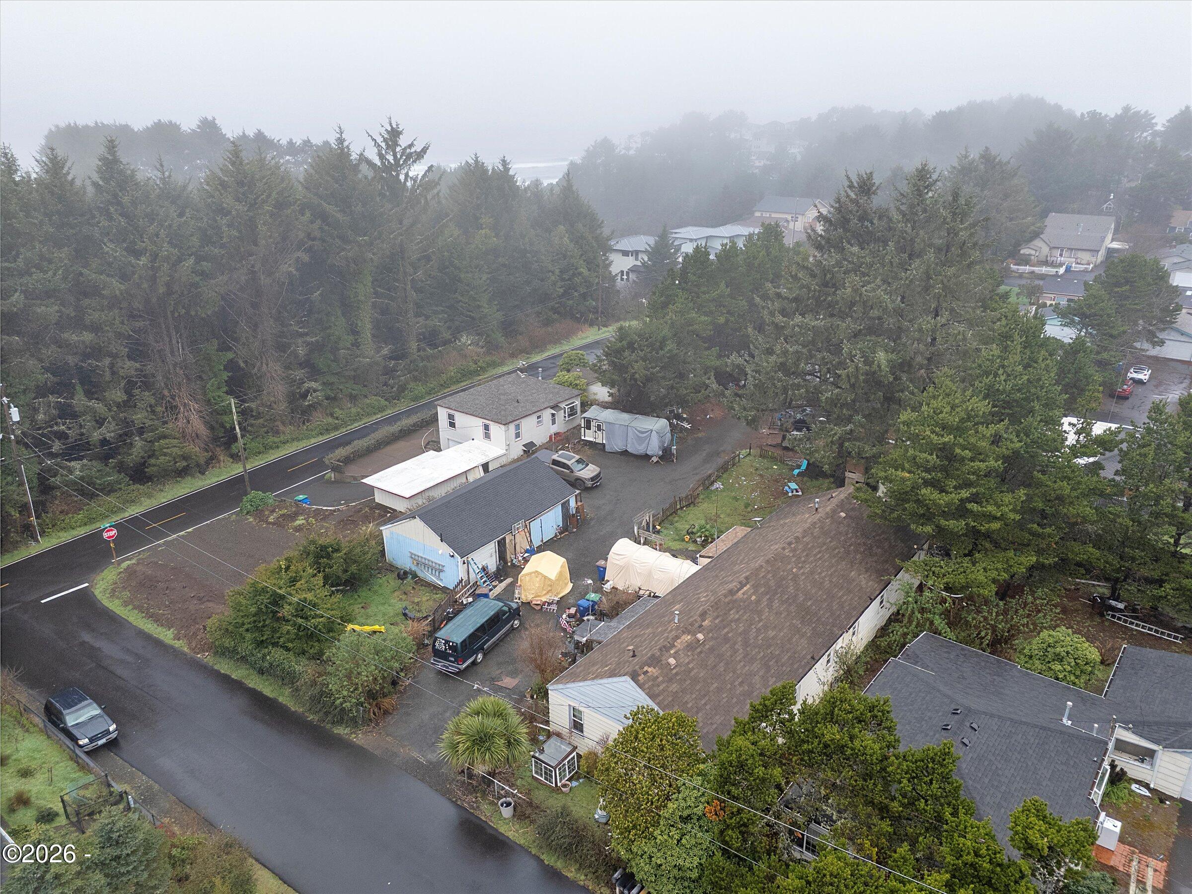 1035 & 1037 SW 15th Street