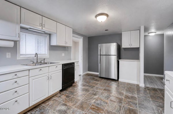 259 W BUFORD AVE, SILETZ, OR 97380 - Image c0a09bb733ea4d4af950c7da61553e72/1946520407