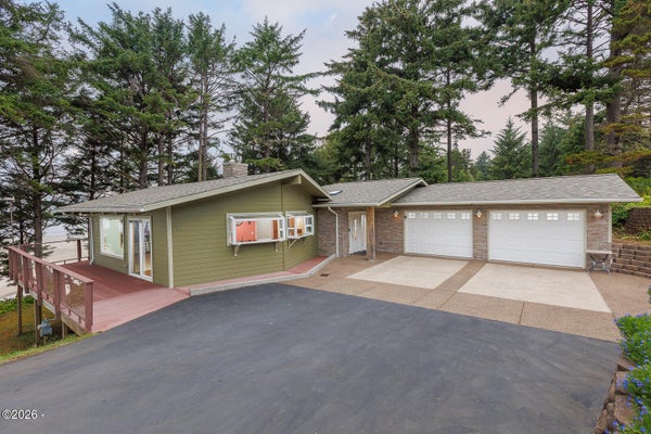 4711 NW CHEROKEE LN, NEWPORT, OR 97365 - Image cab0f689fefb537abf6afa278db192b8/1817748081