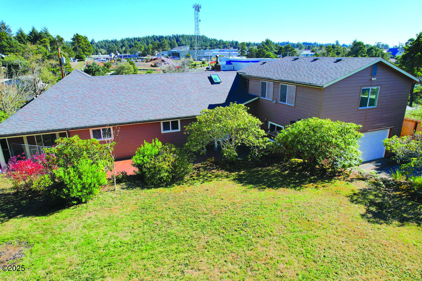 2225 NW Oceanview Drive