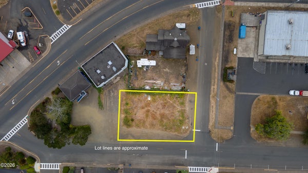 285 NW SPRING ST, WALDPORT, OR 97394 - Image d29dc1c38bcc6a8d25f8b030e56abd05/3049932464