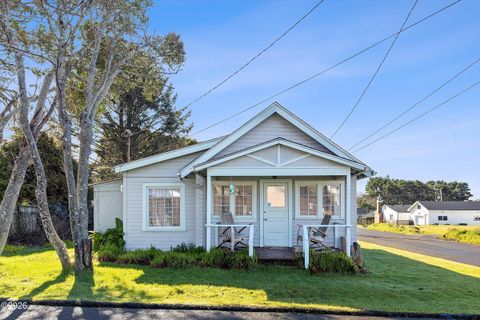 1514 NE 11th Street Lincoln City OR 97367