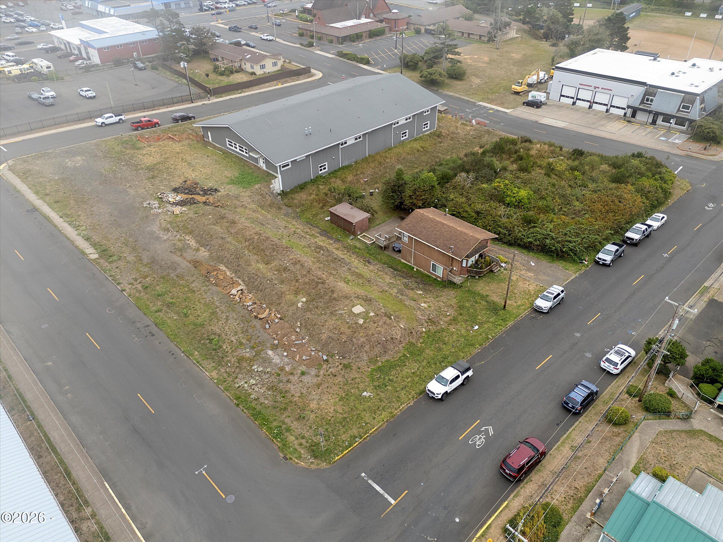 1025 NW Grove Street