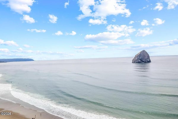 33000 CAPE KIWANDA DR # 9, PACIFIC CITY, OR 97135 - Image e0564fcaa6c43d86e677ccf17061f72a/1746044736