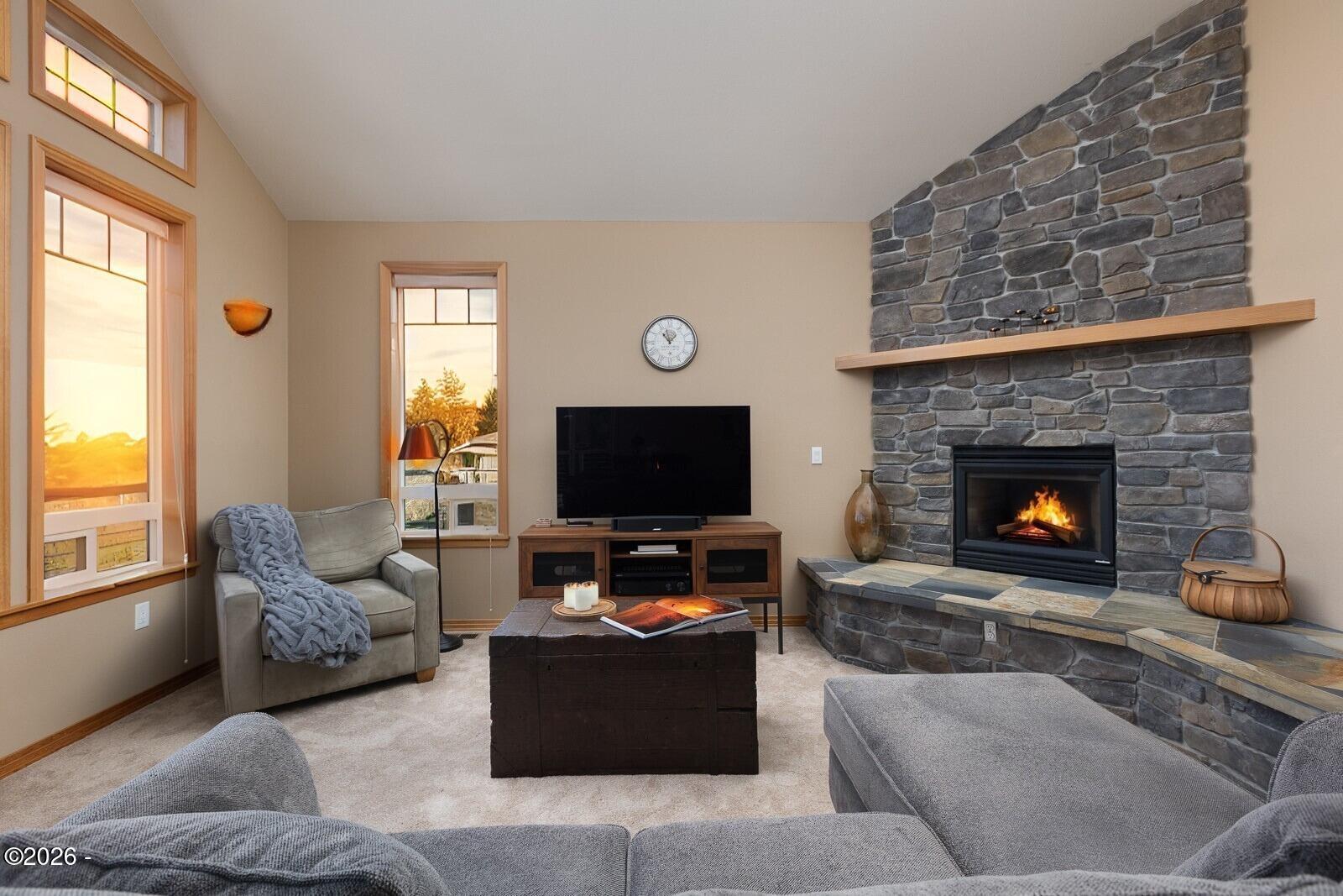 5950 Pacific Overlook Drive