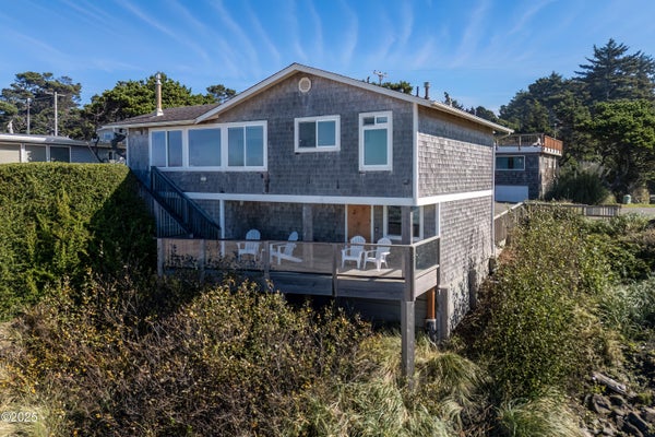 7115 NEPTUNE AVE, GLENEDEN BEACH, OR 97388 - Image f7adaf2e2c185e77e19ab2c729468912/742273087