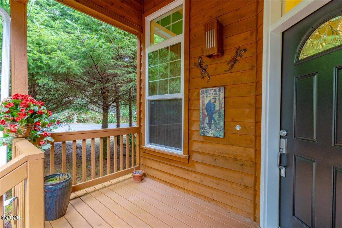 150 SW Nesting Glade