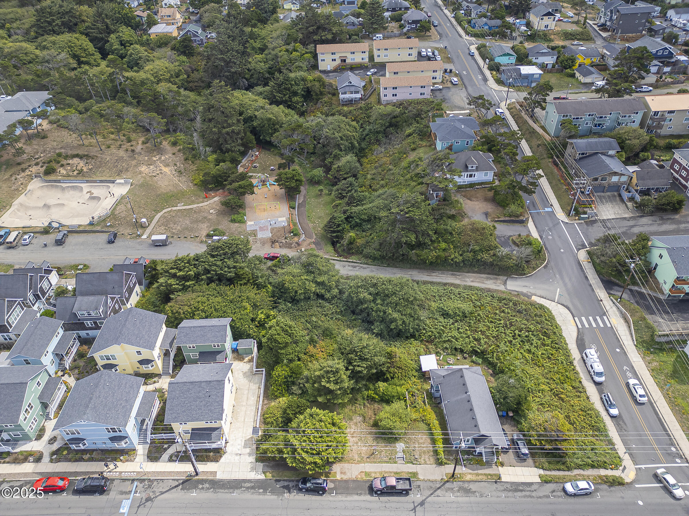 TL4400 NW Coast Street