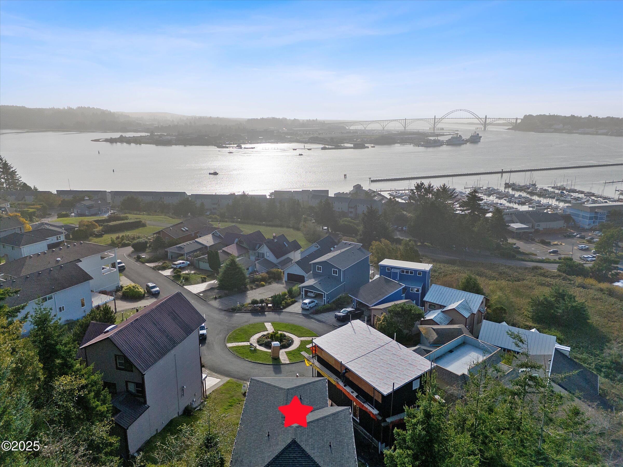 805 SE Crescent Place