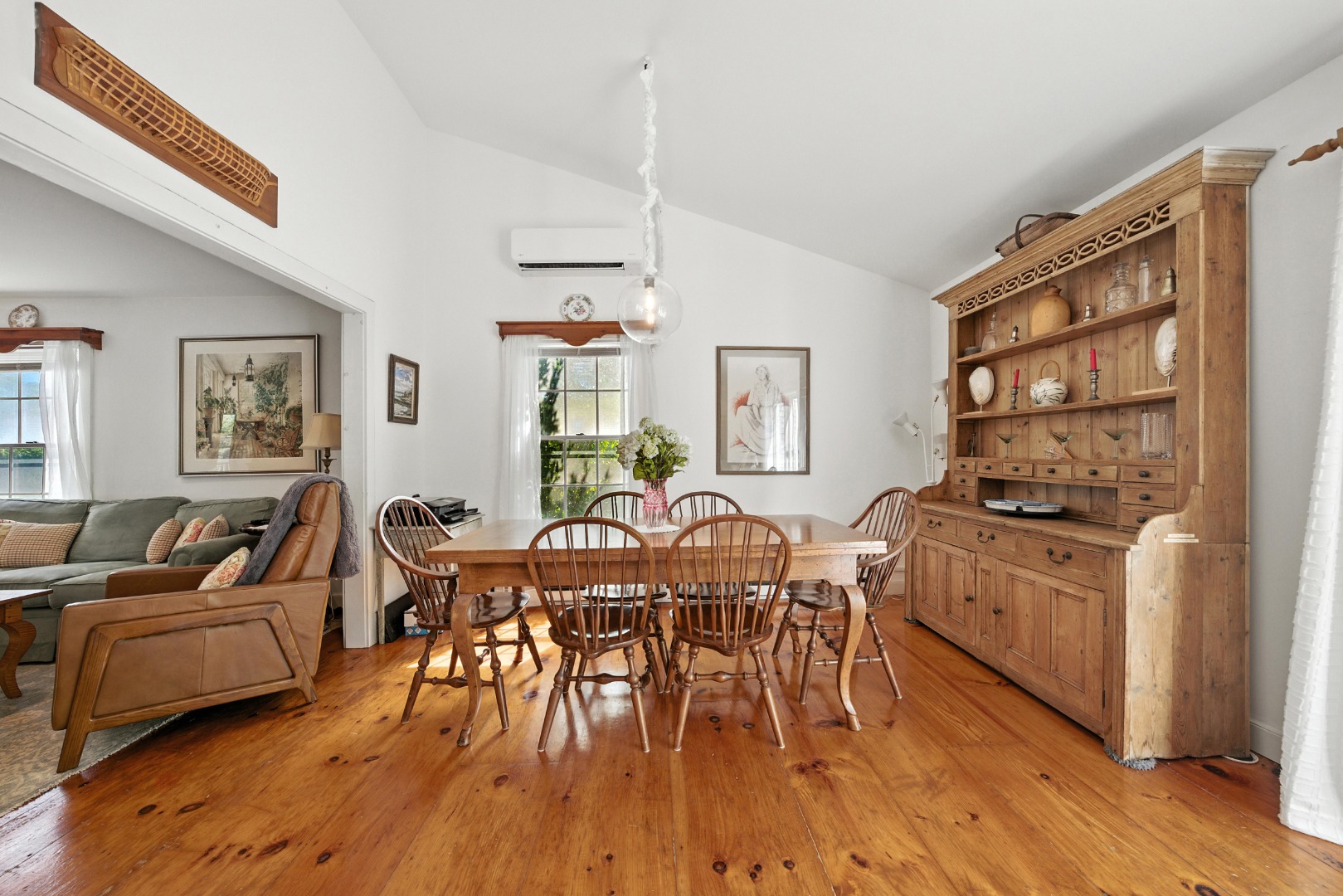 Nantucket, Massachusetts 02554, United States, 3 Bedrooms Bedrooms, ,3 BathroomsBathrooms,Residential,Active,181515