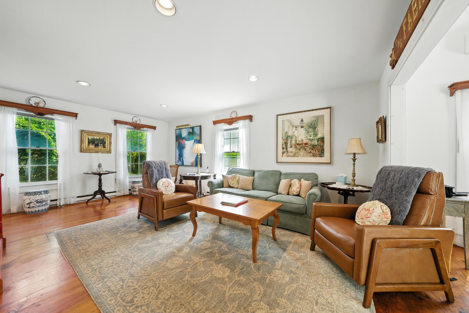 Nantucket, Massachusetts 02554, United States, 3 Bedrooms Bedrooms, ,3 BathroomsBathrooms,Residential,Active,181515