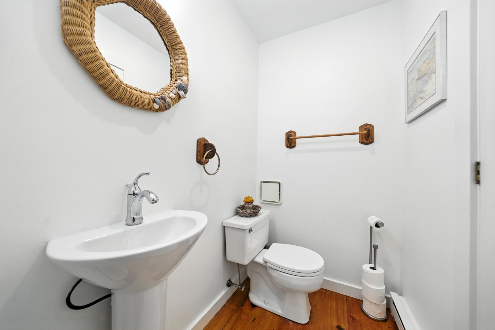 Nantucket, Massachusetts 02554, United States, 3 Bedrooms Bedrooms, ,3 BathroomsBathrooms,Residential,Active,181515