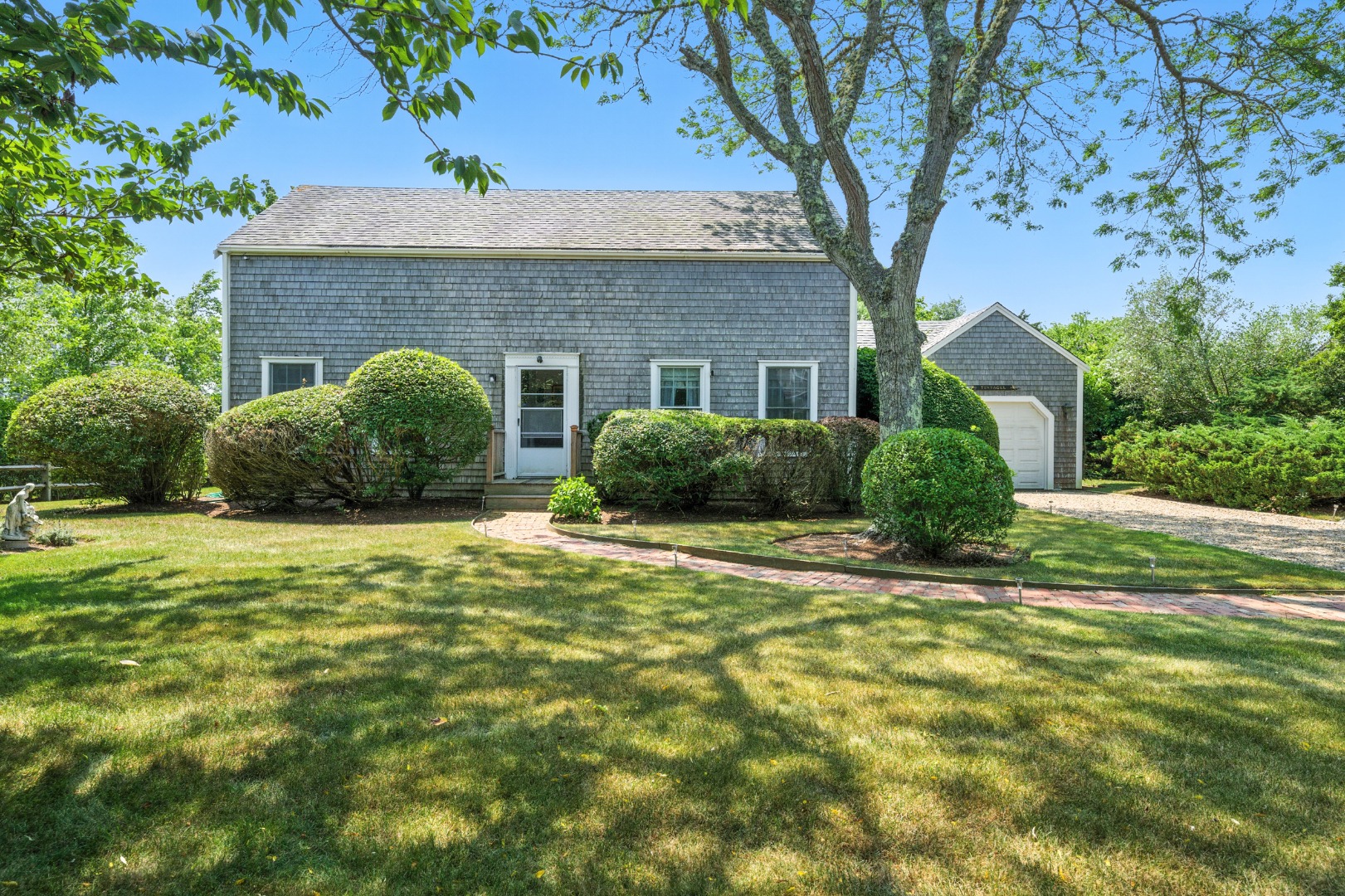 Nantucket, Massachusetts 02554, United States, 3 Bedrooms Bedrooms, ,3 BathroomsBathrooms,Residential,Active,181515