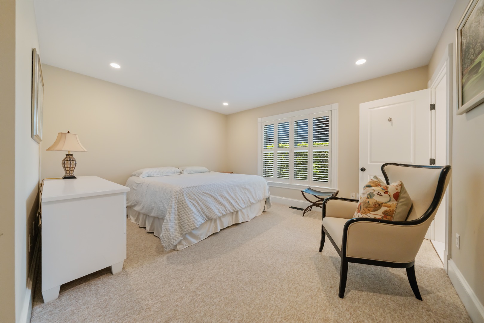 Nantucket, Massachusetts 02554, United States, 6 Bedrooms Bedrooms, ,6 BathroomsBathrooms,Residential,Active,145966