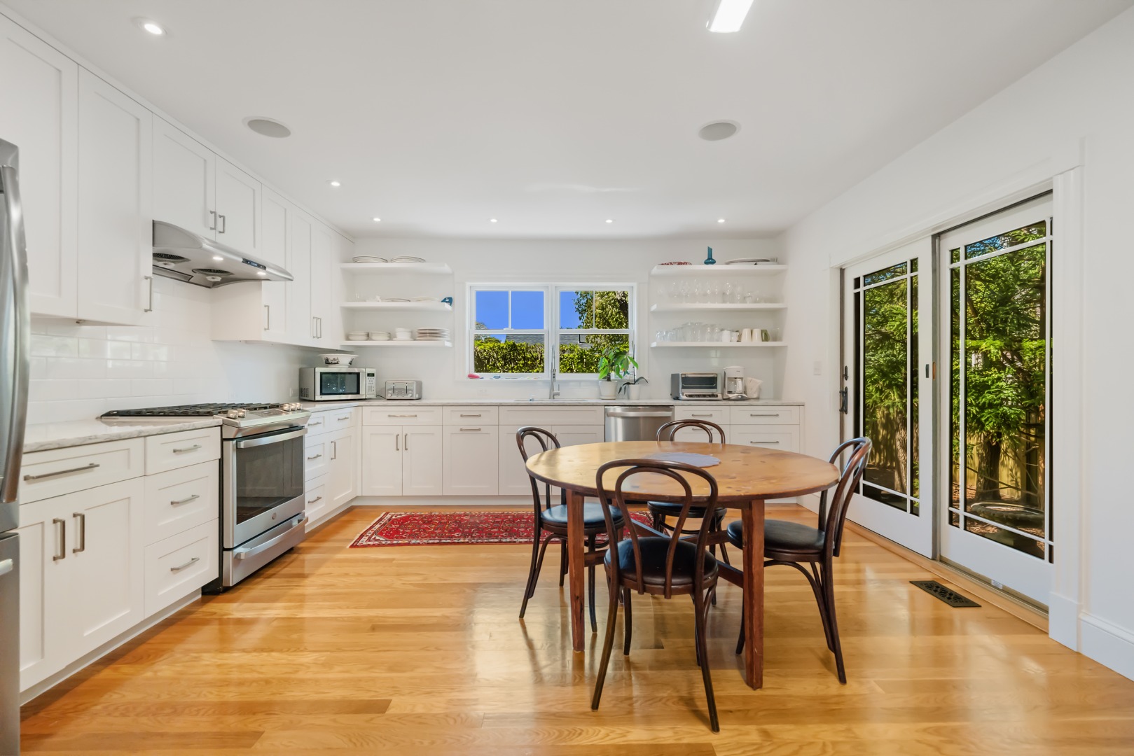 Nantucket, Massachusetts 02554, United States, 6 Bedrooms Bedrooms, ,6 BathroomsBathrooms,Residential,Active,145966