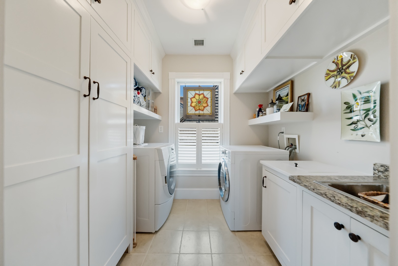 Nantucket, Massachusetts 02554, United States, 6 Bedrooms Bedrooms, ,6 BathroomsBathrooms,Residential,Active,145966