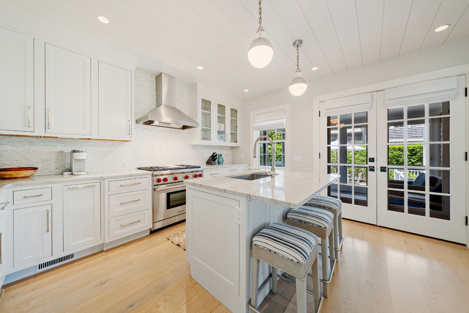 Nantucket, Massachusetts 02564, United States, 5 Bedrooms Bedrooms, ,5 BathroomsBathrooms,Residential,Pending,153318