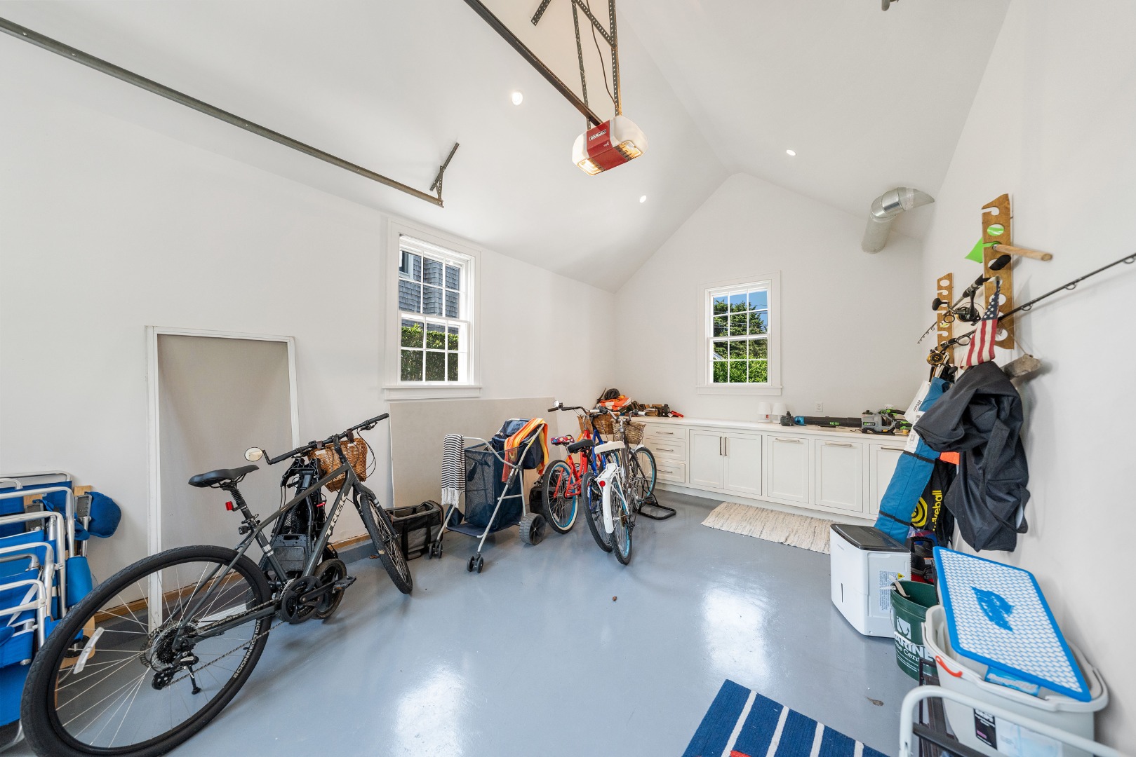 Nantucket, Massachusetts 02564, United States, 5 Bedrooms Bedrooms, ,5 BathroomsBathrooms,Residential,Pending,153318