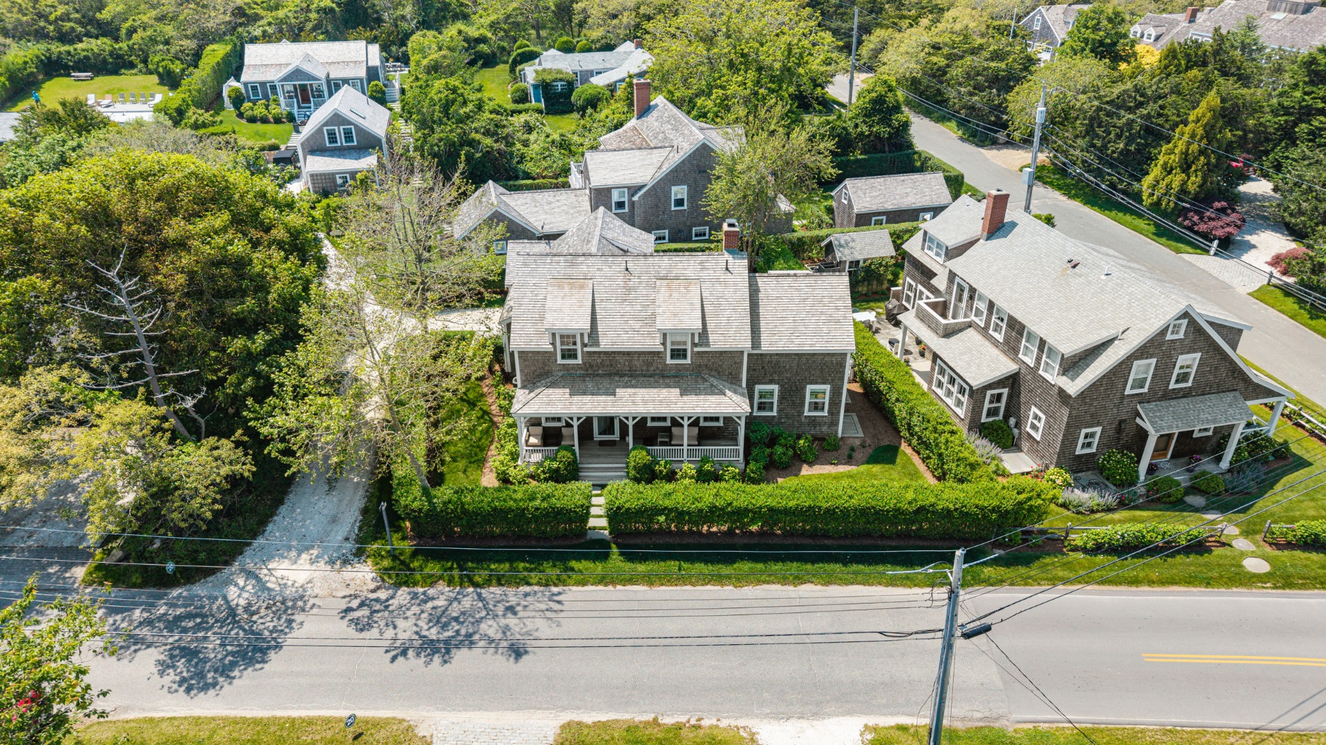 Nantucket, Massachusetts 02564, United States, 5 Bedrooms Bedrooms, ,5 BathroomsBathrooms,Residential,Pending,153318