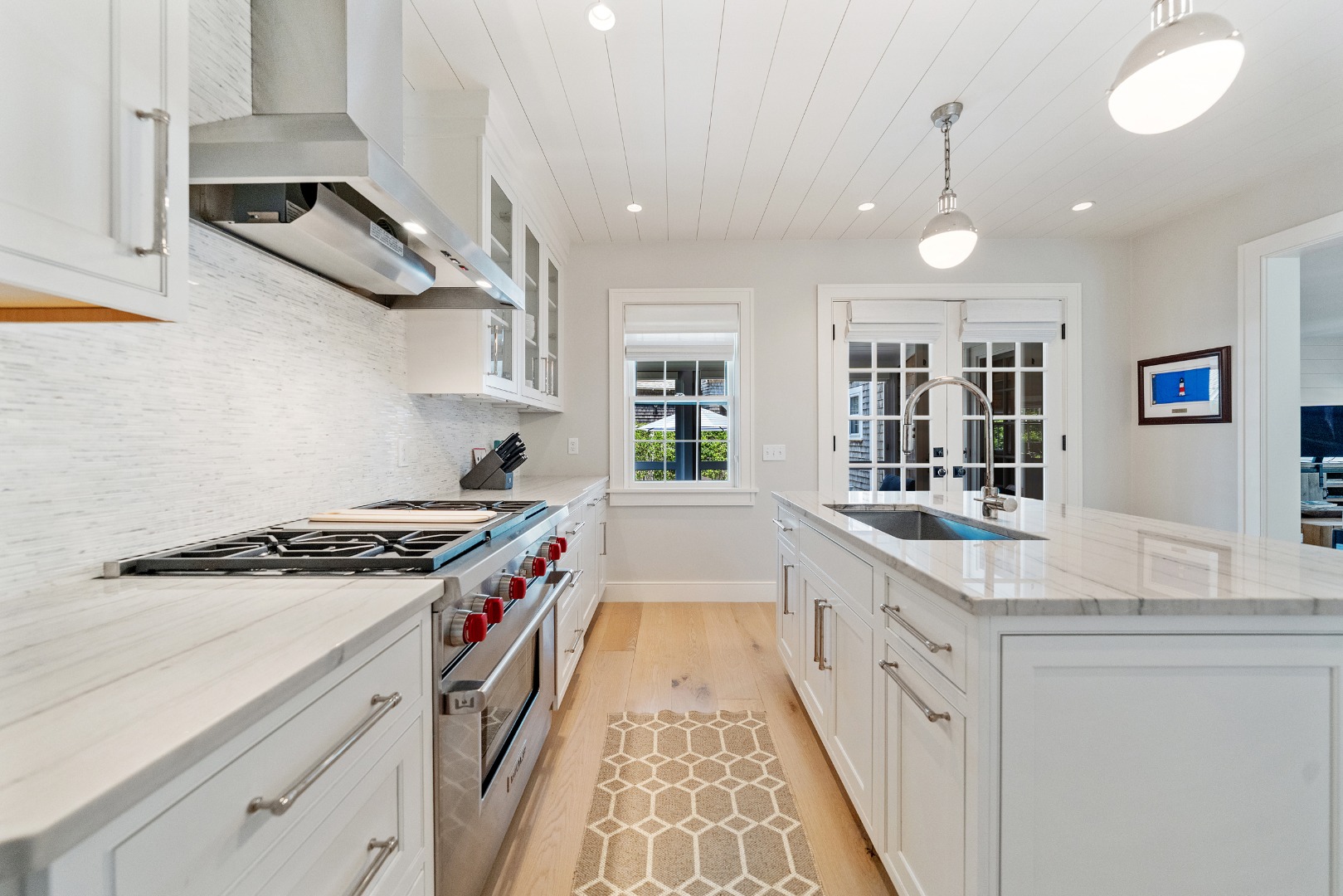 Nantucket, Massachusetts 02564, United States, 5 Bedrooms Bedrooms, ,5 BathroomsBathrooms,Residential,Pending,153318