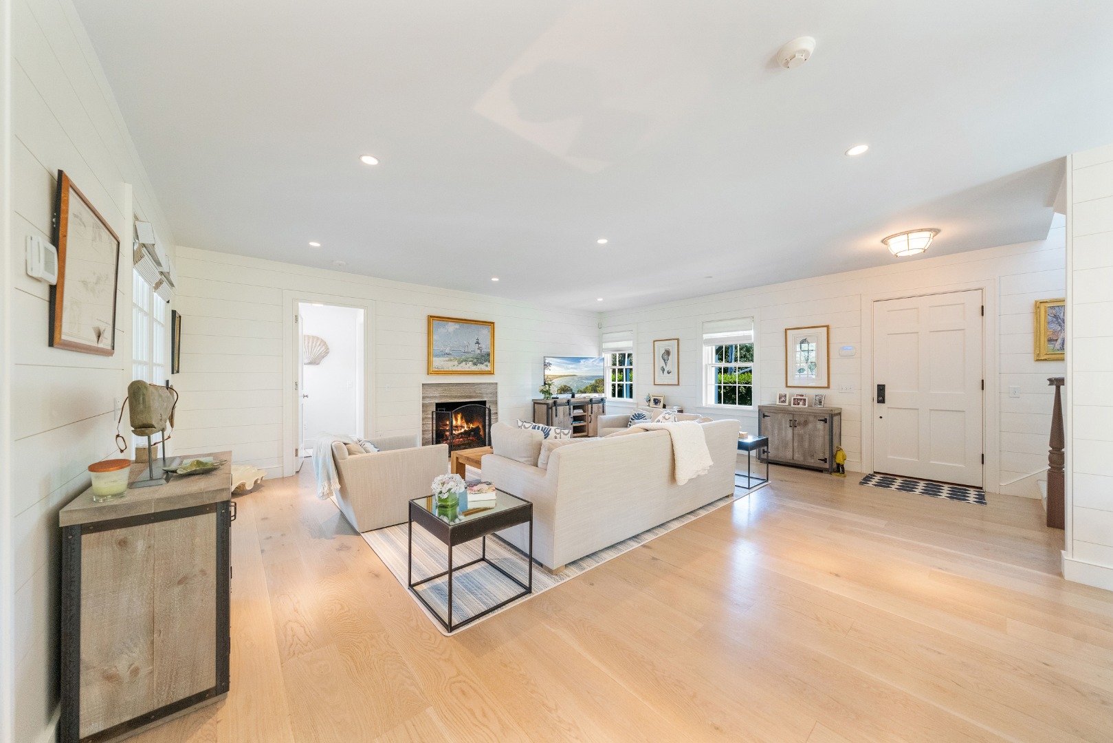 Nantucket, Massachusetts 02564, United States, 5 Bedrooms Bedrooms, ,5 BathroomsBathrooms,Residential,Pending,153318