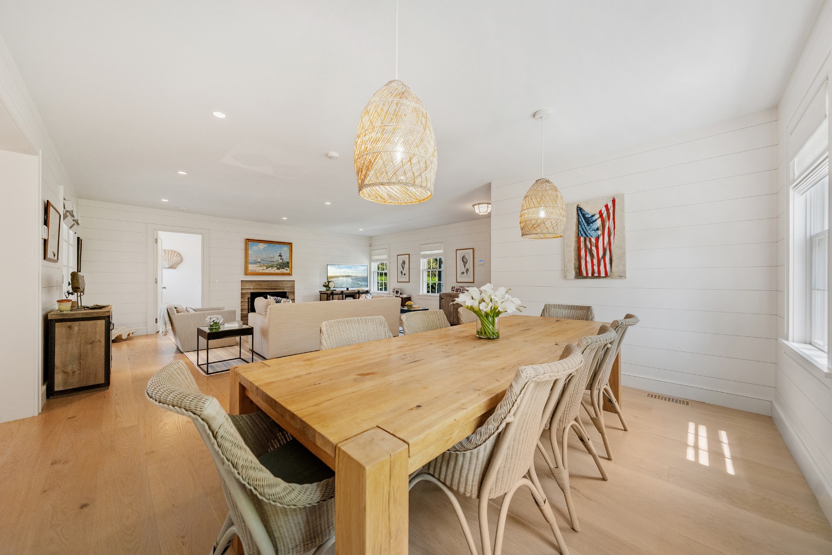 Nantucket, Massachusetts 02564, United States, 5 Bedrooms Bedrooms, ,5 BathroomsBathrooms,Residential,Pending,153318