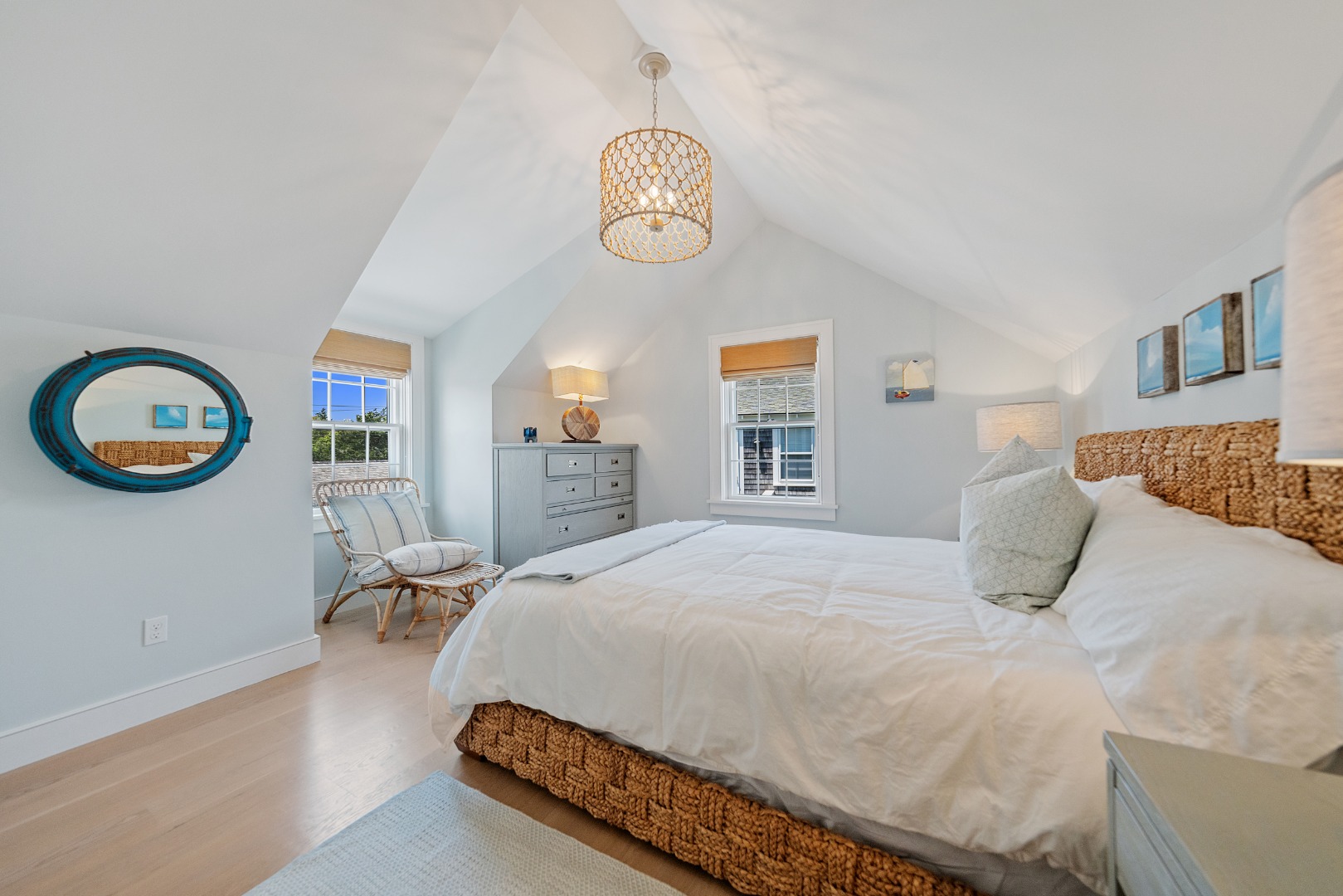 Nantucket, Massachusetts 02564, United States, 5 Bedrooms Bedrooms, ,5 BathroomsBathrooms,Residential,Pending,153318