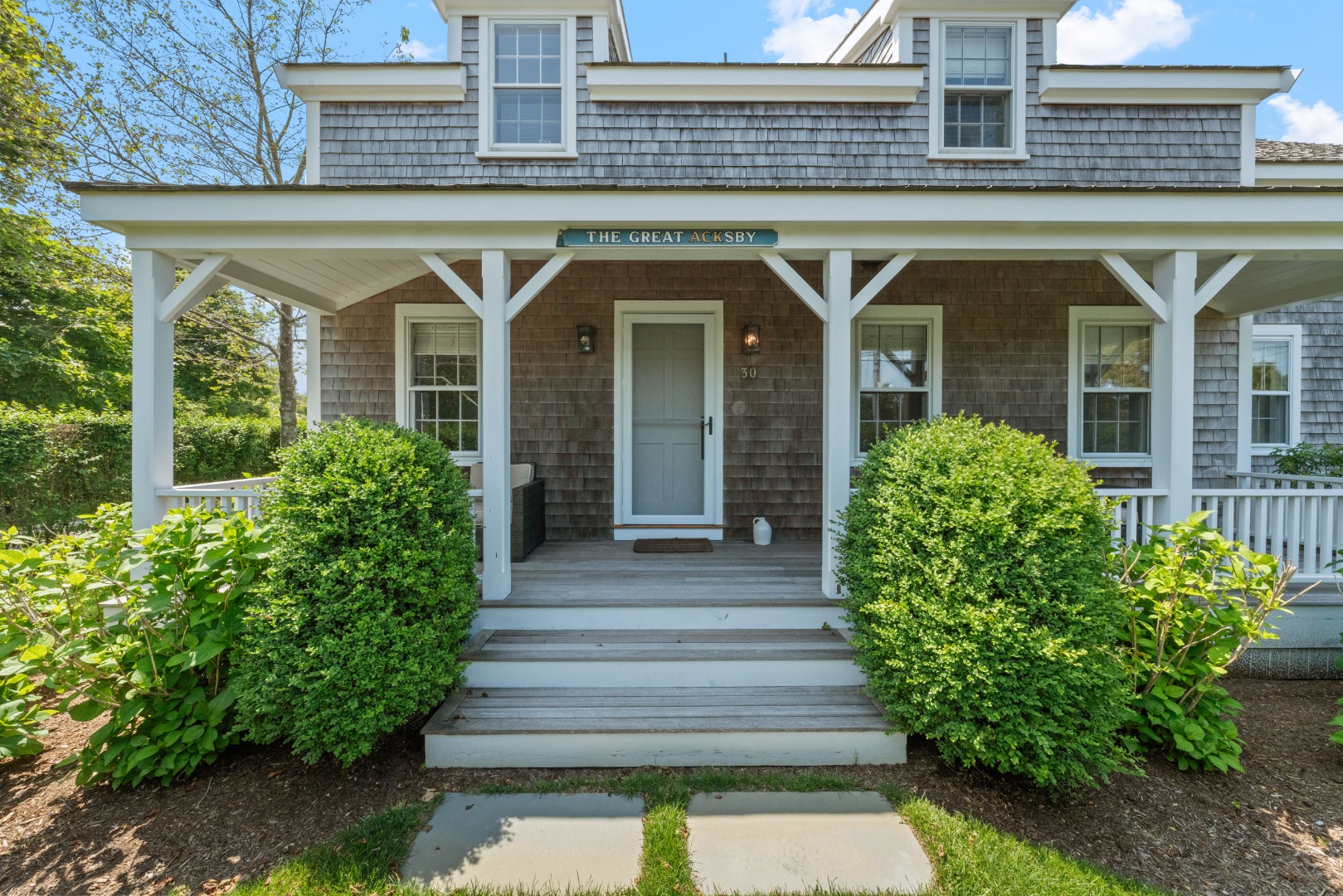 Nantucket, Massachusetts 02564, United States, 5 Bedrooms Bedrooms, ,5 BathroomsBathrooms,Residential,Pending,153318