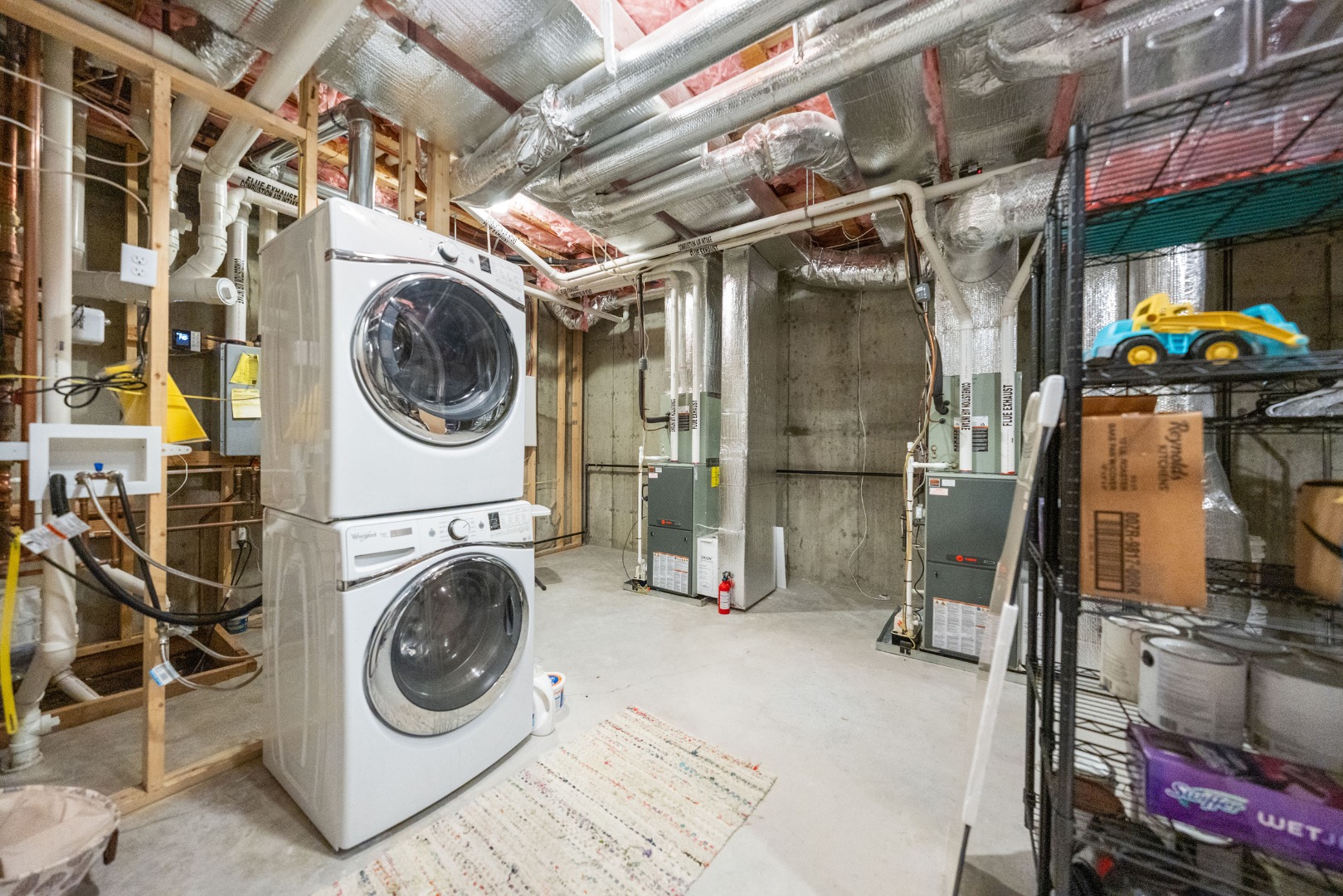 Nantucket, Massachusetts 02564, United States, 5 Bedrooms Bedrooms, ,5 BathroomsBathrooms,Residential,Pending,153318