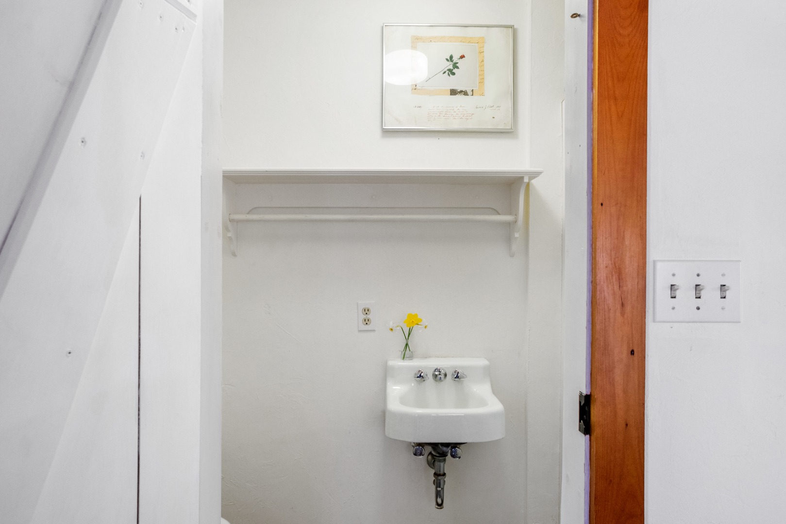 Nantucket, Massachusetts 02554, United States, 2 Bedrooms Bedrooms, ,3 BathroomsBathrooms,Residential,Active,130184