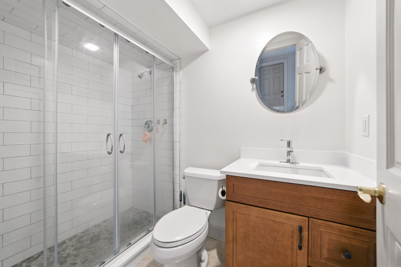 Nantucket, Massachusetts 02554, United States, 4 Bedrooms Bedrooms, ,6 BathroomsBathrooms,Residential,Pending,198316