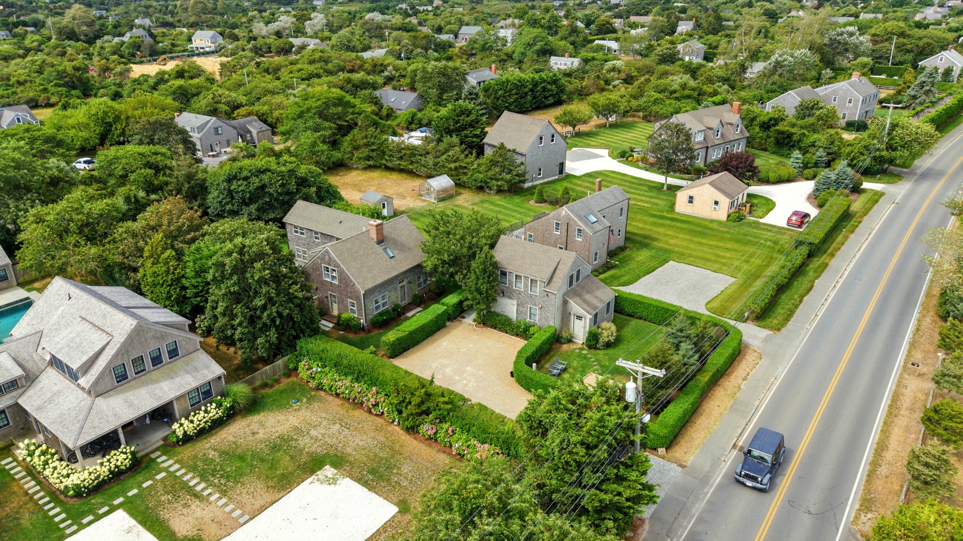 Nantucket, Massachusetts 02554, United States, 4 Bedrooms Bedrooms, ,6 BathroomsBathrooms,Residential,Pending,198316