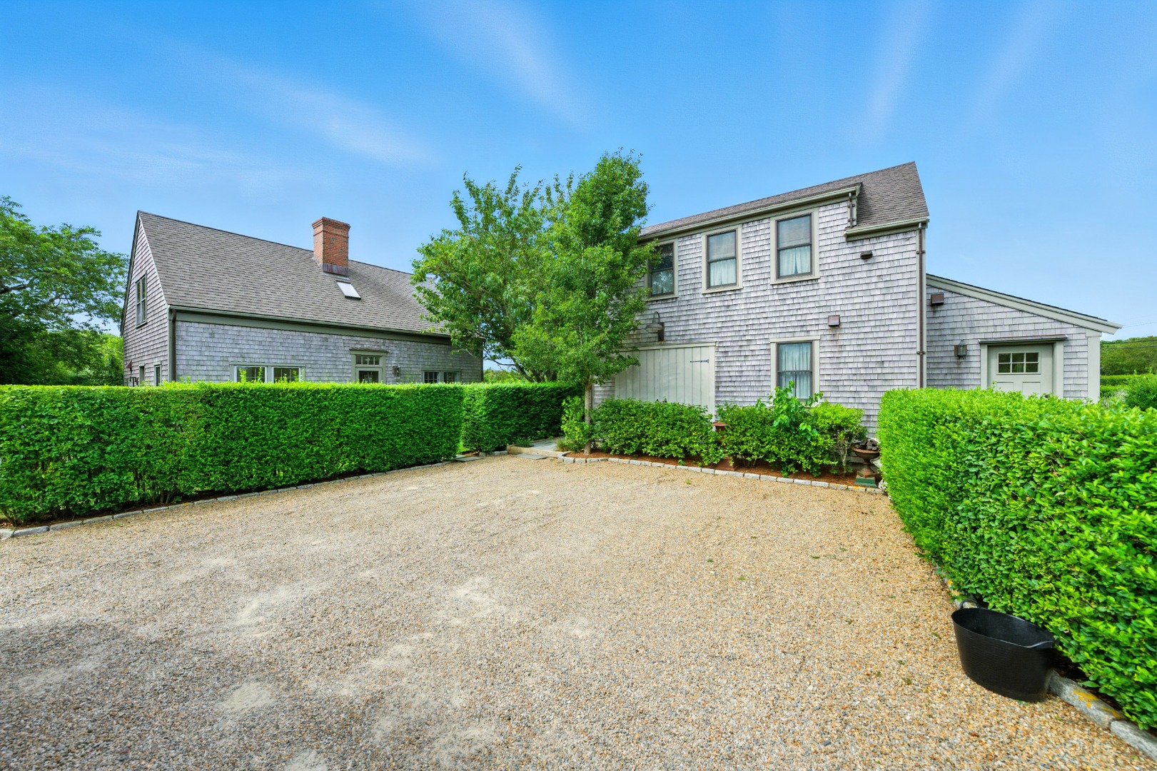 Nantucket, Massachusetts 02554, United States, 4 Bedrooms Bedrooms, ,6 BathroomsBathrooms,Residential,Pending,198316