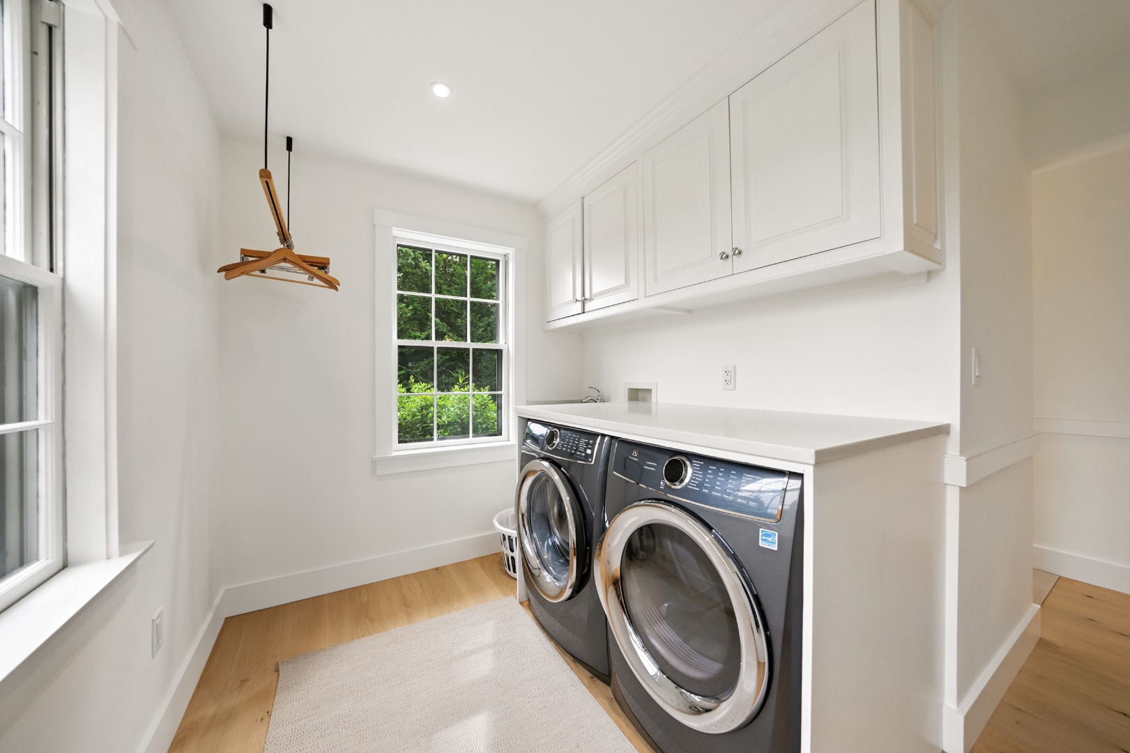 Nantucket, Massachusetts 02554, United States, 4 Bedrooms Bedrooms, ,6 BathroomsBathrooms,Residential,Pending,198316