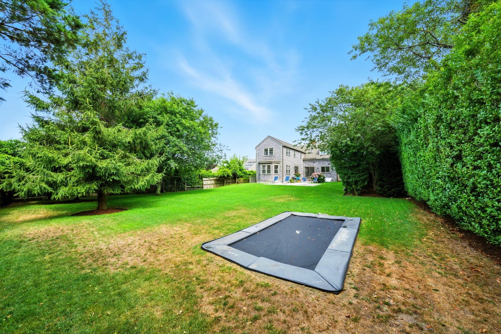 Nantucket, Massachusetts 02554, United States, 4 Bedrooms Bedrooms, ,6 BathroomsBathrooms,Residential,Pending,198316