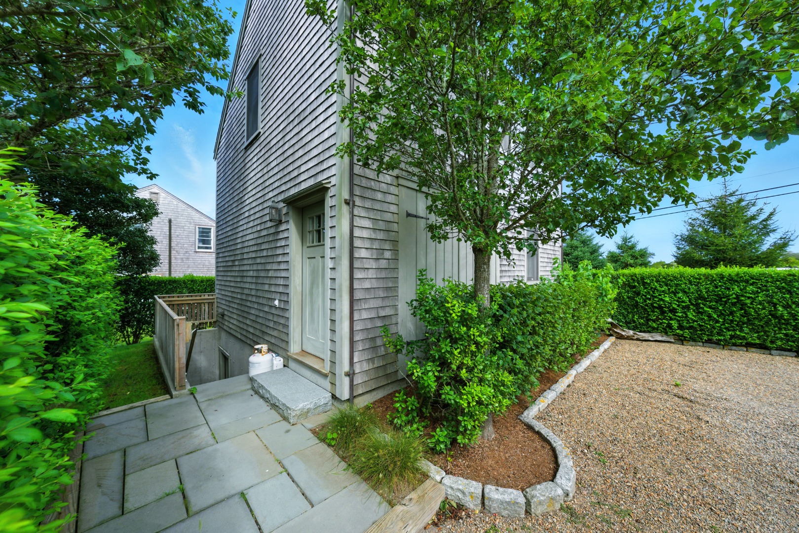 Nantucket, Massachusetts 02554, United States, 4 Bedrooms Bedrooms, ,6 BathroomsBathrooms,Residential,Pending,198316