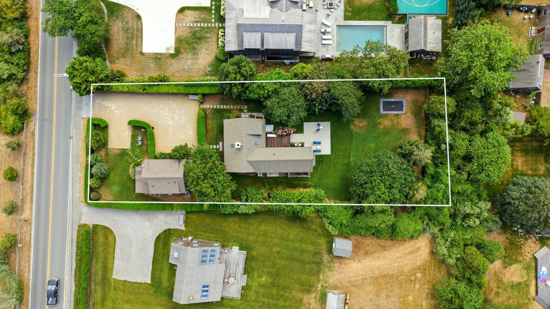 Nantucket, Massachusetts 02554, United States, 4 Bedrooms Bedrooms, ,6 BathroomsBathrooms,Residential,Pending,198316