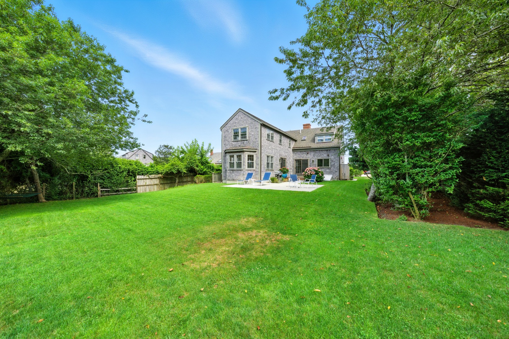 Nantucket, Massachusetts 02554, United States, 4 Bedrooms Bedrooms, ,6 BathroomsBathrooms,Residential,Pending,198316